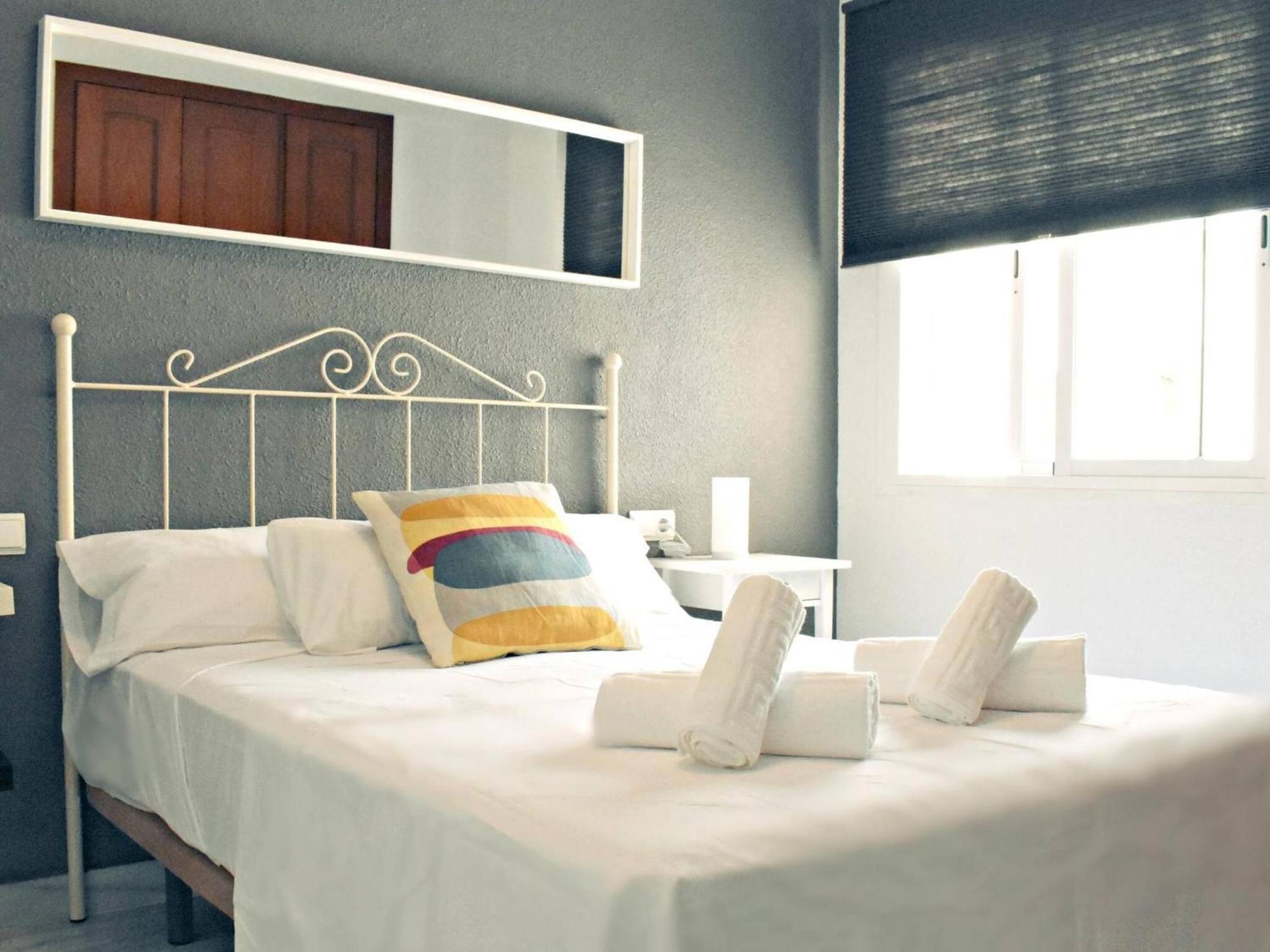 Fabuloso Apartamento Junto Al Soho Con Parking Privado Málaga Eksteriør billede